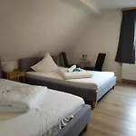& 호텔 3*