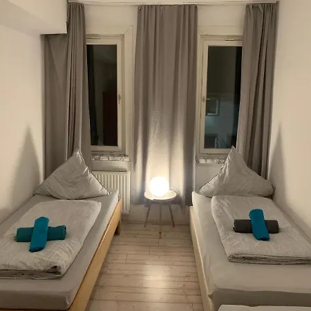 Hotell &