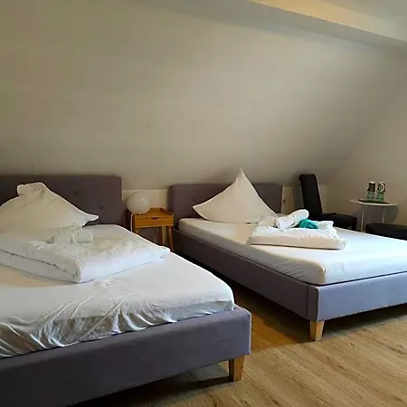& Hotell