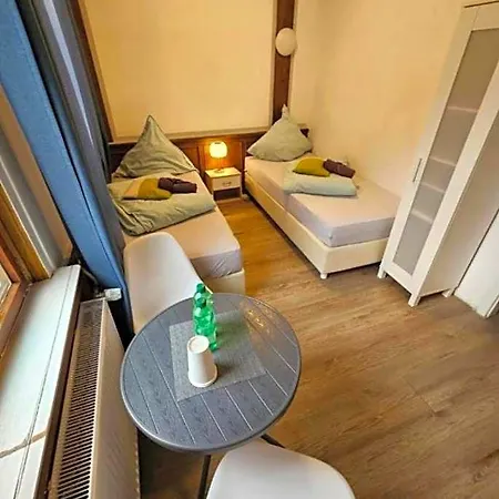 & Hotell